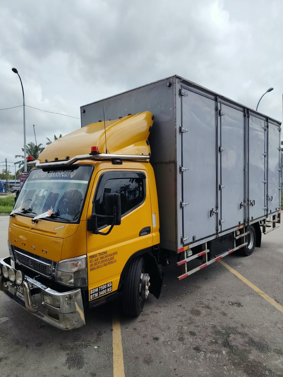 Rmmss transport Lori 5 tan 17 kaki box ph: +60 11-3346 7932