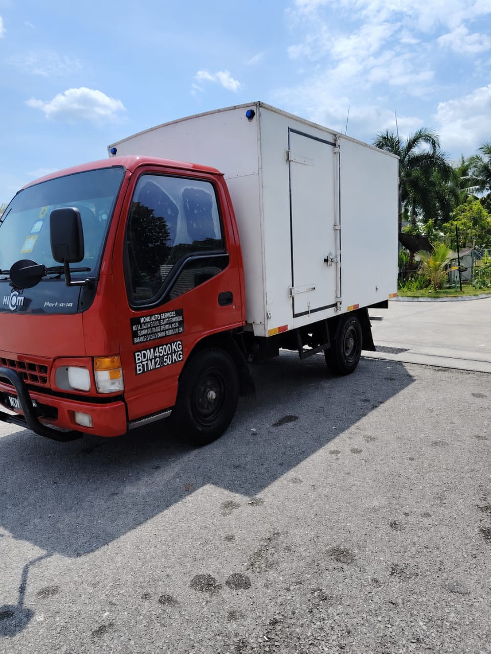 Kyi tun enterprise 1 ton lorry ph: +60 1156936353 Selangor