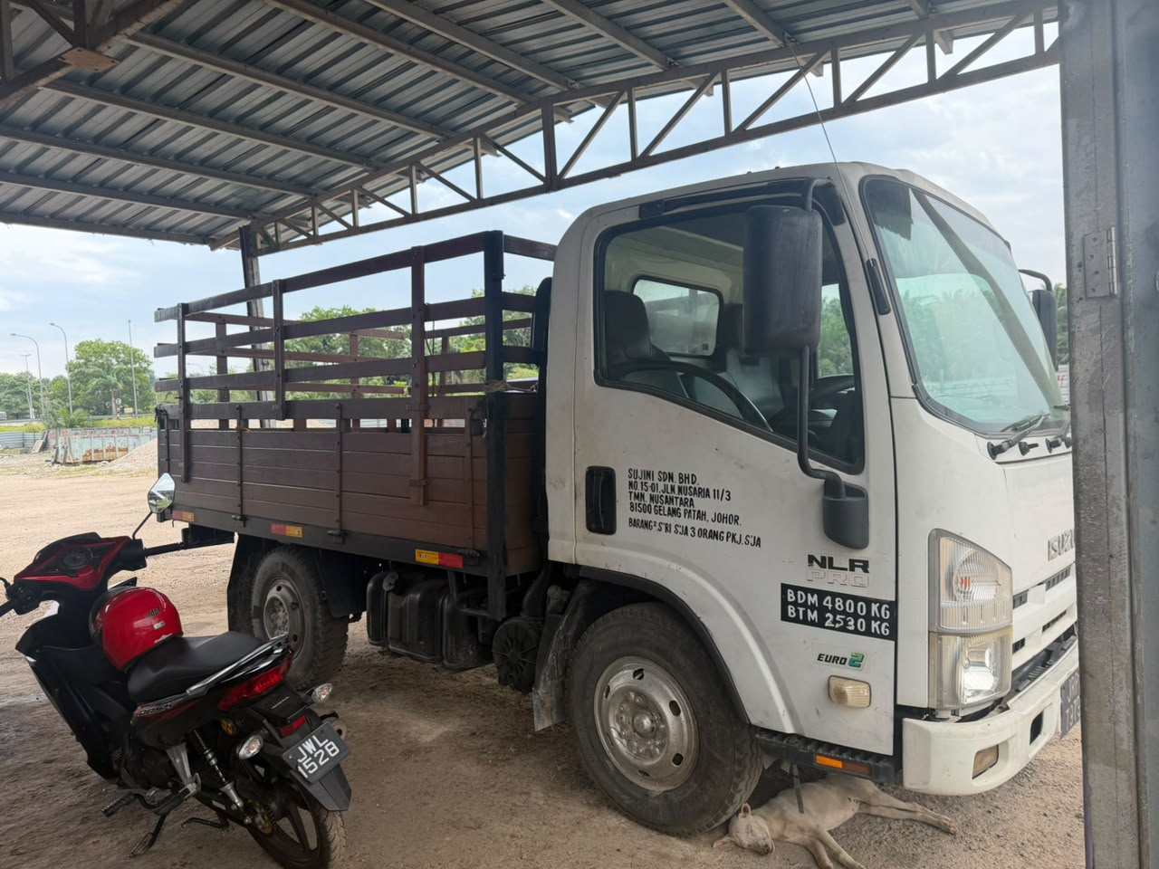 ssbuildertrading one ton lorry johor +60 16-618 8446